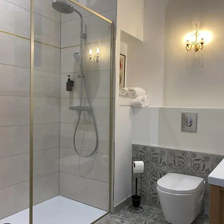 Maison Prieure بيت ضيافة 4*