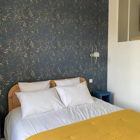 Maison Prieure 4* Borest