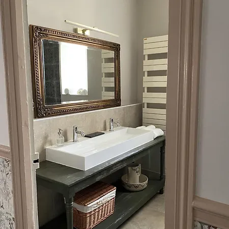 بيت ضيافة Maison Prieure 4*